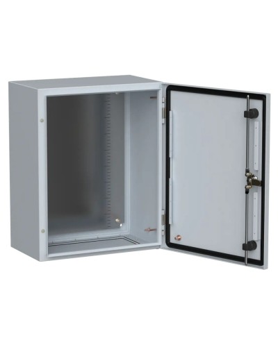 ЩМП-50.40.25 УХЛ1 IP66 500x400x250 TITAN 5 (TI5-10-N-050-040-025-66). Шкаф металлический с монтажной платой. IEK в Петропавловске-Камчатском