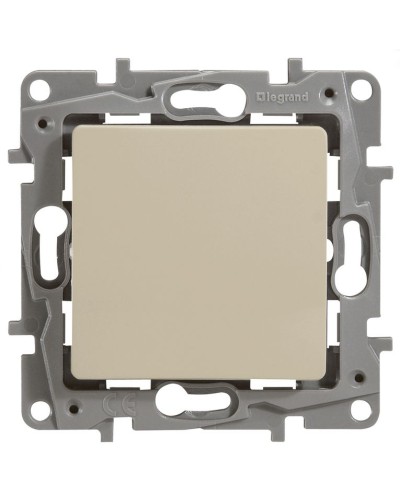 Переключатель 10AX-250В ETIKA, слоновая кость (672305). Выключатель. LegranD в Петропавловске-Камчатском